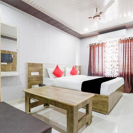 Capital O 63158 Hotel Om Sai Ram Chhatarpur Exterior foto
