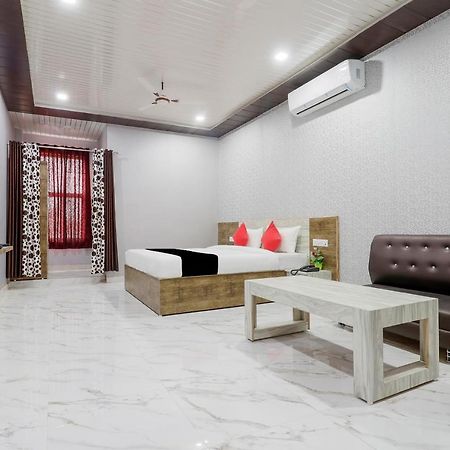 Capital O 63158 Hotel Om Sai Ram Chhatarpur Exterior foto